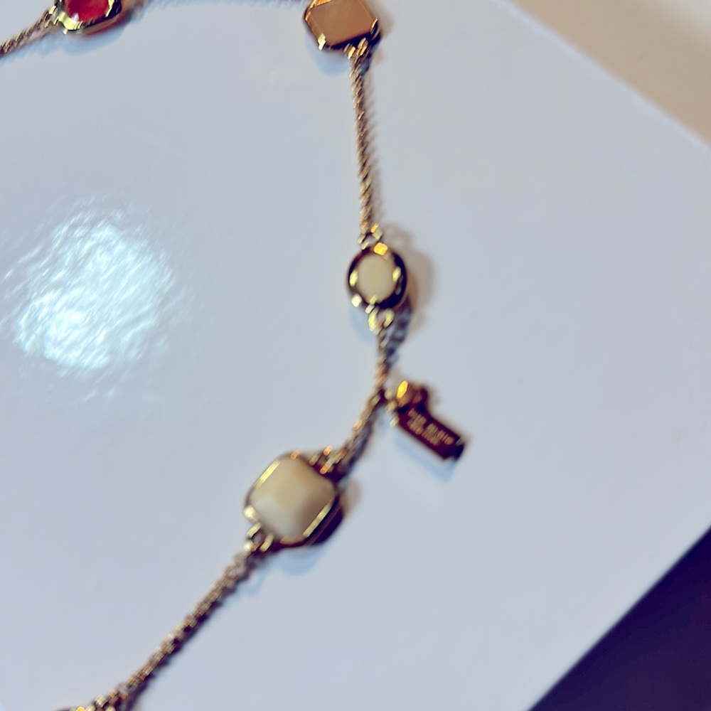 Kate Spade - Picture 2 of 5